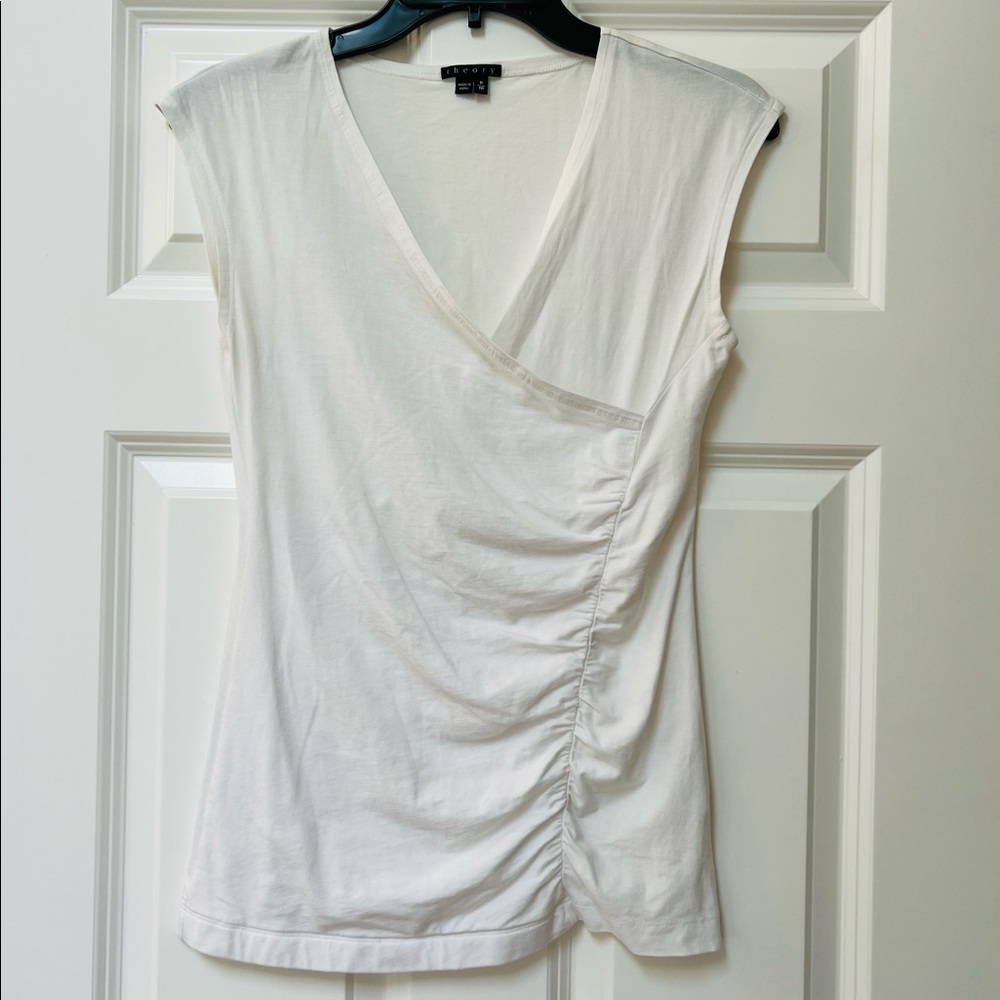 FINAL SALE🎉THEORY WRAP FRONT BLOUSE